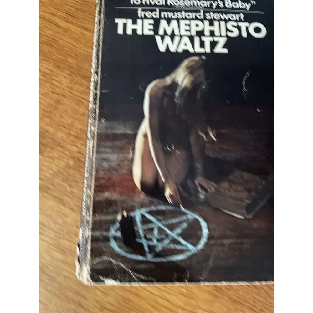 The Mephisto Waltz Fred Mustard Stewart 1970 First Printing Signet Vintage PB